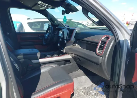 2025 Ram 1500 Rebel 4X4 5'7 Box z USA, uszkodzony, nr VIN 1C6SRFLP7SN576837